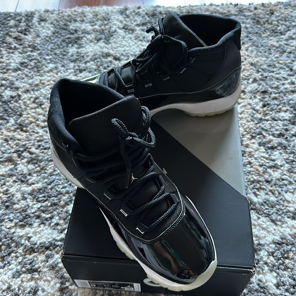 Air jordan 11 Retro - Picture 4 of 6